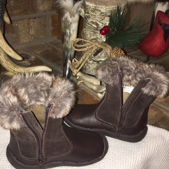 Winter boots size 2 - Picture 5 of 5